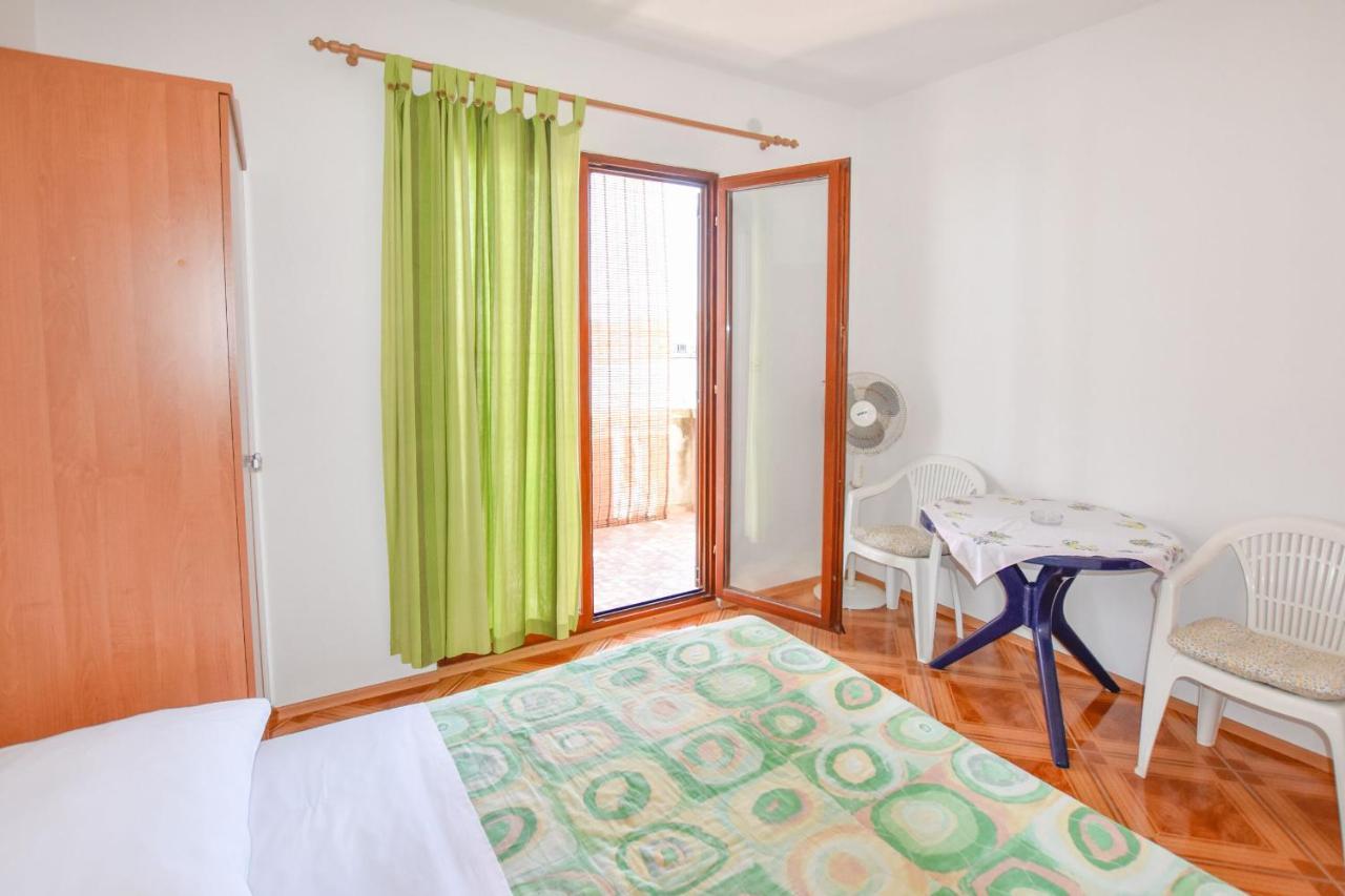 Apartments Marica Sukošan Szoba fotó