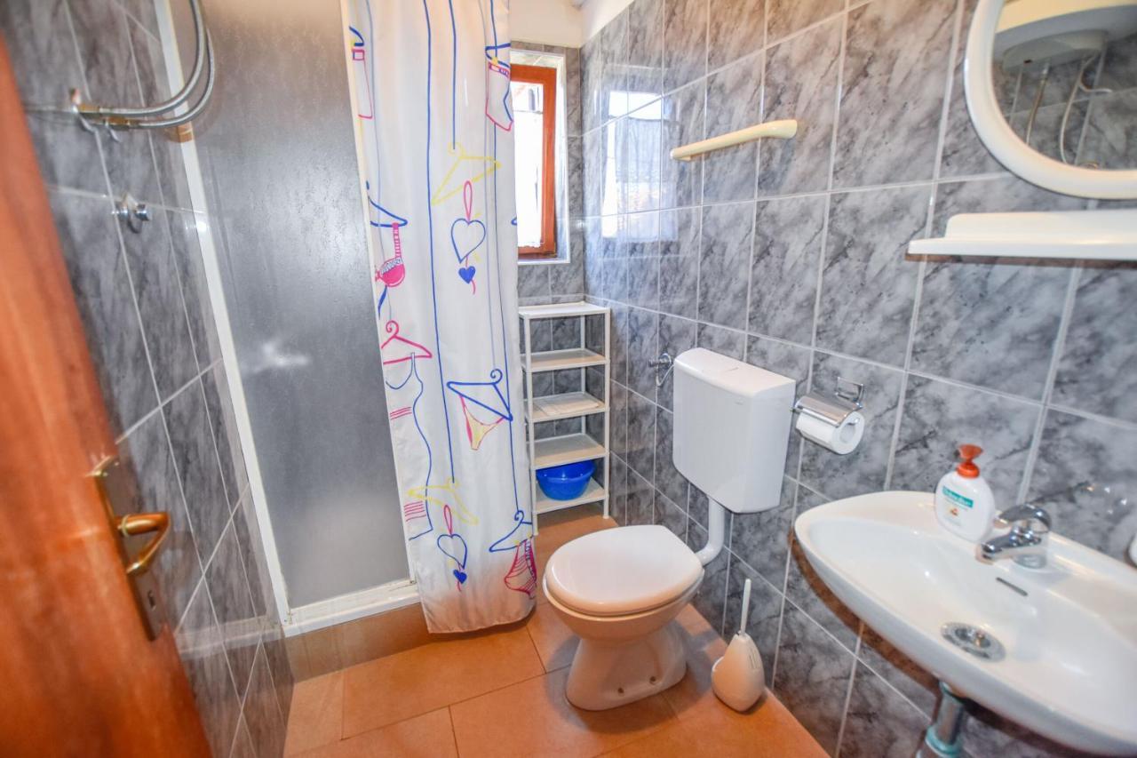 Apartments Marica Sukošan Szoba fotó